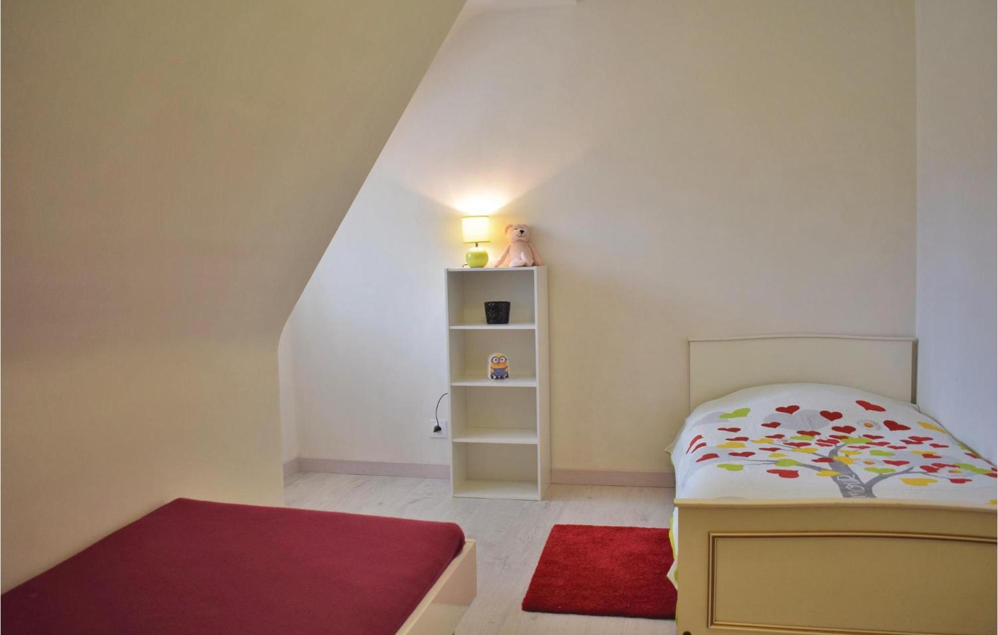Gorgeous Home In Saint Alban With Kitchen Εξωτερικό φωτογραφία